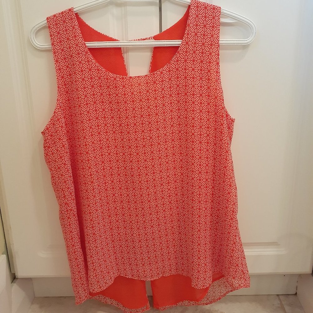 🔥 3/$20 Orange and White Blouse